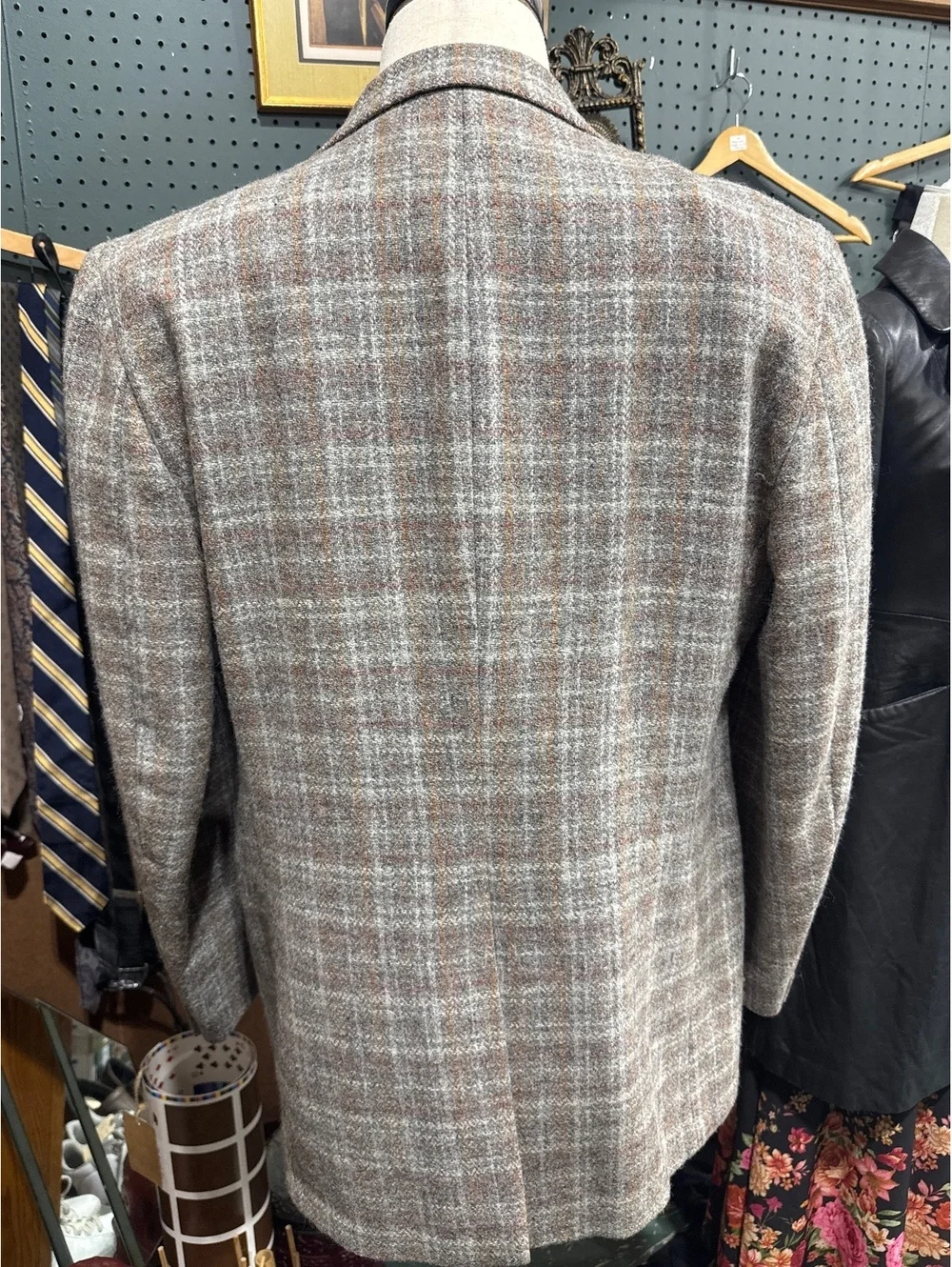 Vintage Tailored Classics Men's 100% Wool Blazer Jacket by Levi Strauss & Co.